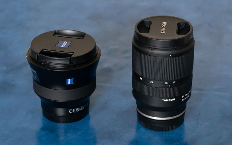 compare external aspect of Tamron 17-28 to Batis 18